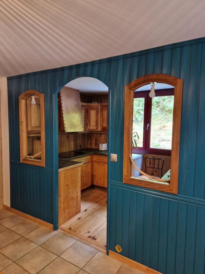 Chalet De La Foret 1 A 6 Pers Saint-Sauveur  Exterior photo